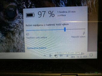 Sony. 13,3“. Dotyková obrazovka. - 12