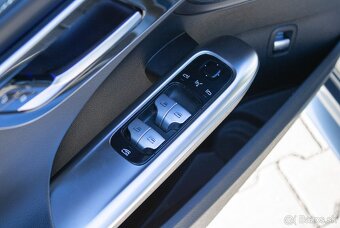 Mercedes - Benz C200 4matic / 150kW / 2021 - 12