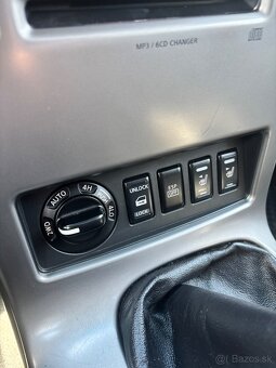 Nissan Pathfinder 2.5 dCI MT6 7-miestny - 12