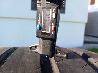 325/35 r22 letne pneumatiky - 12