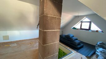 Dvojgeneračný 6 izb. RD,  vyhľadávaná  pokojná lokalita, Ruž - 12