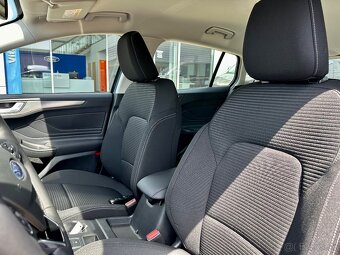 Ford Focus 1.5 EcoBlue 115k A8 (84kW) Titanium Edition - 12