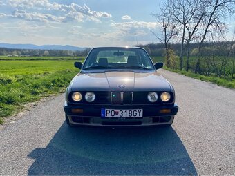 Bmw E30 coupe - 12