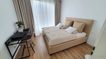 Luxusný zariadený 2 izbový byt Malinovo Tri vody - 12