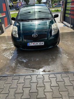 toyota yaris - 12