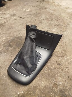 Predám náhradné diely Toyota Avensis - 12