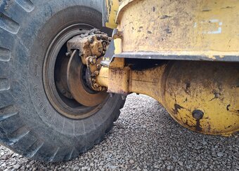 Hon UN 053.2 4x4 - 12