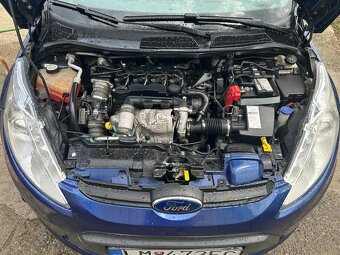 Ford Fiesta r.2010 - 12