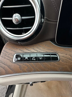 MERCEDES-BENZ E 400 4MATIC AVANTGARDE MĚCHY - 12