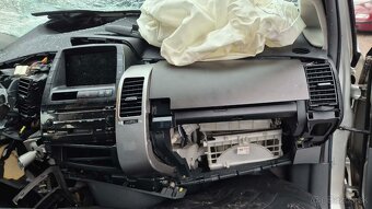 Toyota Prius 1,5i 57kw - 12