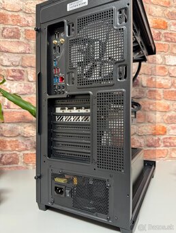 Ryzen 7 5800X3D\32GB\RTX 4070Ti\SSD\1000W Zdroj - 12