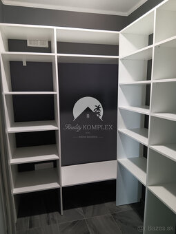 Reality KOMPLEX s.r.o. Vám ponúka 3-IZBOVÝ BYT S KOMPLETNÝM  - 12