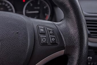 BMW X1 r.2010 , 110kw 4x4 - 12