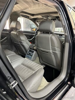 Audi A8 D3 4.2MPI 246kw quattro - 12