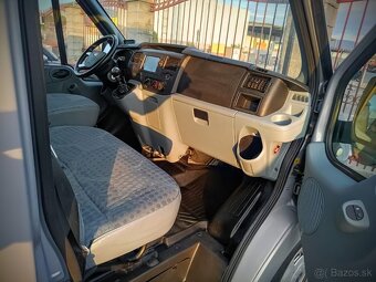 FORD TRANSIT BUS 2012 - 12