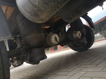 Nákladný príves - 12