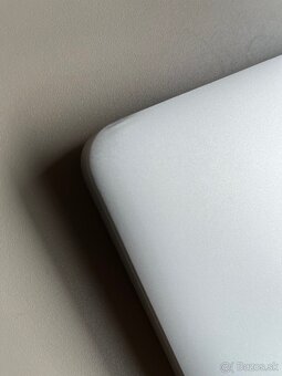 MacBook Pro Retina 13” (Late 2013) – 8 GB RAM, 250 GB SSD - 12