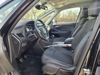 Opel Zafira Tourer / 1.6 CDTI, 7-miestne - 12