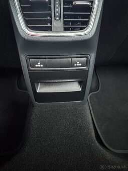 Škoda Octavia Combi SCOUT2.0 TDI DSG 4x4 - 12