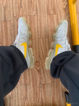 Nike VaporMax - 12