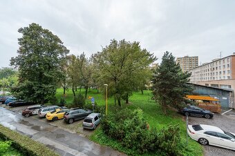 Na prenájom 2 izbový byt na ulici Obrancov mieru v Košiciach - 12