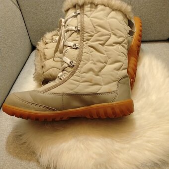 Béžové trendy snehule Quechua c. 36 - 12