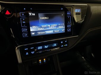Toyota Auris combi 1.6 97kW, 2017, Sk auto - 12