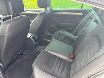 Volkswagen Passat B8 2.0 TDI r.v. 2015 - 12