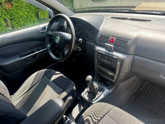 Škoda Octavia 1.6 75kW Benzín Elegance TOP - 12