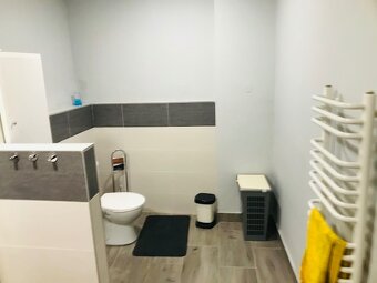 POLYFUNKČNÝ OBJEKT - 4. podlažný, 168m2, PO - 12