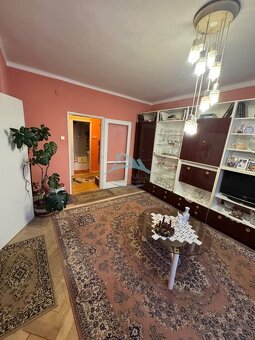 Na predaj 3 izbový byt na prízemí v centre mesta Šahy. - 12