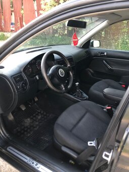 Golf 4 - 12