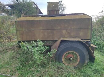 Podvozok na vlečku za traktor. - 12