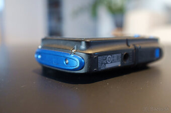 Canon PowerShot D30 - 12