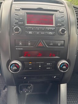 KIA Sorento AWD - 12