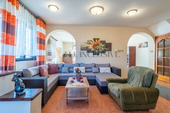 ALL INCLUSIVE l NA PREDAJ 4 IZBOVÝ RODINNÝ DOM, ŇÁRAD - 12