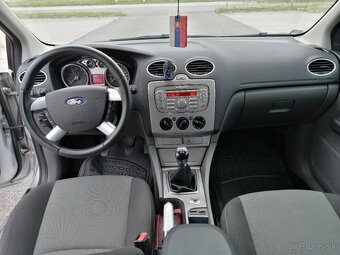 Predám Ford Focus Mk2  1.6 benzín - 12