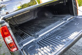 Nissan Navara DoubleCab 3.0 V6 dCi Platinum A/T Long Košice - 12