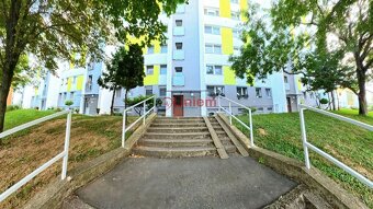 Znížená cena - 3-IZBOVÝ BYT NA VINIČKÁCH, NITRA - 12