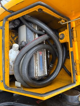 Kolový otočný bagr JCB JW170 E - 12