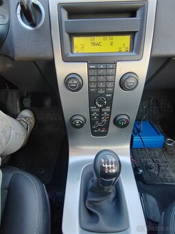 Volvo V50 2.0 100kw M6 - Možné splátky od 19.90 € - 12