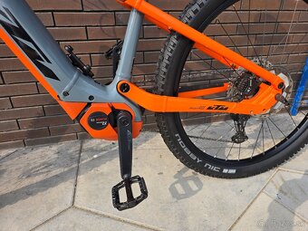 celoodpružený ebike KTM Macina 625 - 12