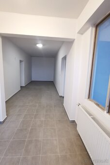 Dom v lukratívnej lokalite na bývanie aj podnikanie Levice - 12