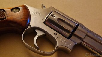 Revolver Taurus Brasil - 12