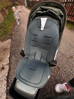 Joolz Hub+ (športový kočík + vanička+ britax romer vajíčko) - 12