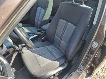 BMW X1 2.0d X Drive, X line, NAVI AKČNÍ CENA - 12