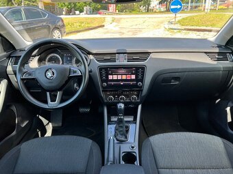 Škoda Octavia Combi 2.0 TDI Style DSG - 12