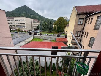 3 izbový byt 86 m2 v skvelej lokalite v Ružomberku na predaj - 12
