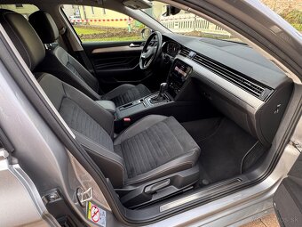 Volkswagen Passat Variant model 2021 - 12