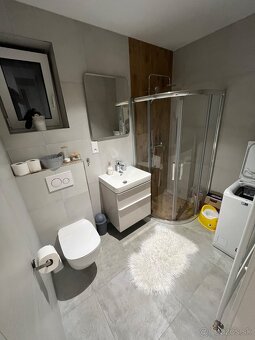 Kompletne zrekonstruovany rodinný dom - 12